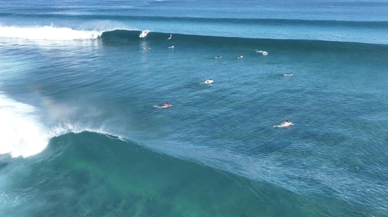 Surf Yoga Camp Otel Thulusdhoo Dış mekan fotoğraf