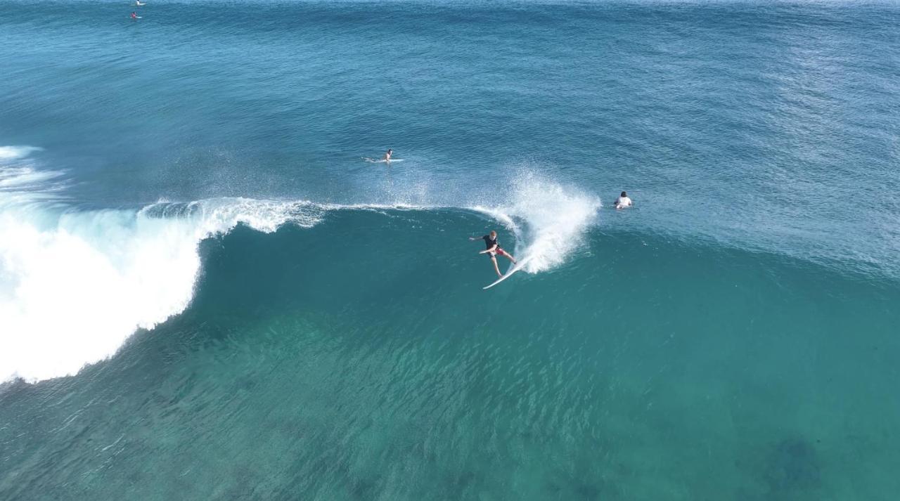 Surf Yoga Camp Otel Thulusdhoo Dış mekan fotoğraf